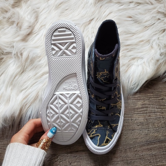 NEW Converse Ctas Hi Floral - Picture 6 of 8